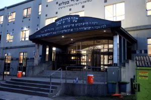 Quebec Orders Belz To Shut Down Schools