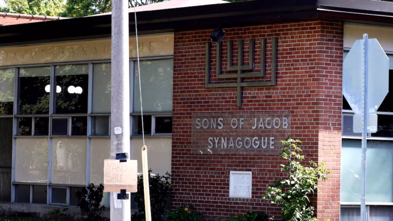 It’s Time For Armed Guards At Synagogues